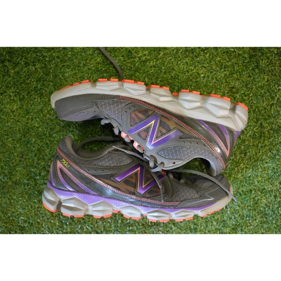 New Balance Shoes - New Balance 750V3 W750GP3 Womens US 7 B Trail Running Shoes Gray Purple Sneakers